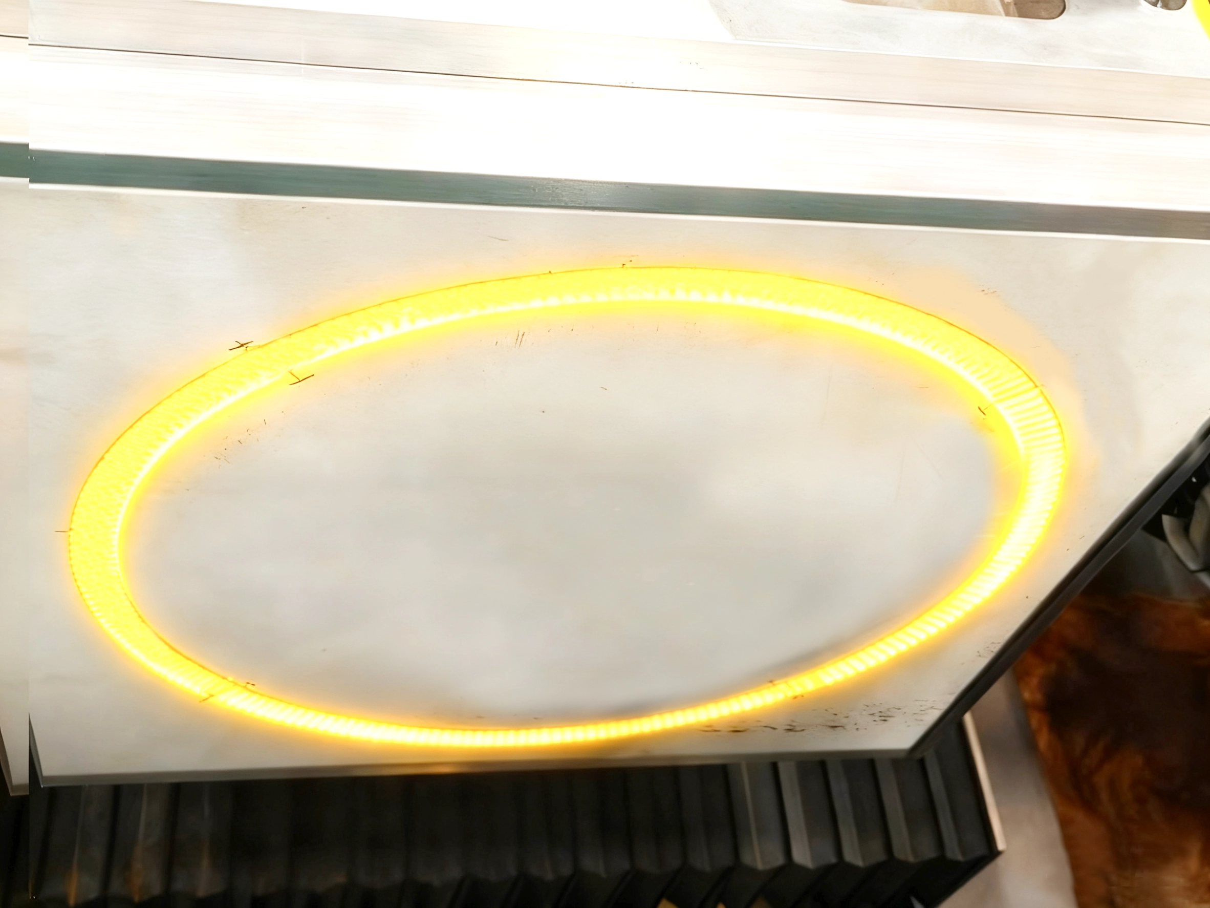 特殊材料应用与温度场模拟